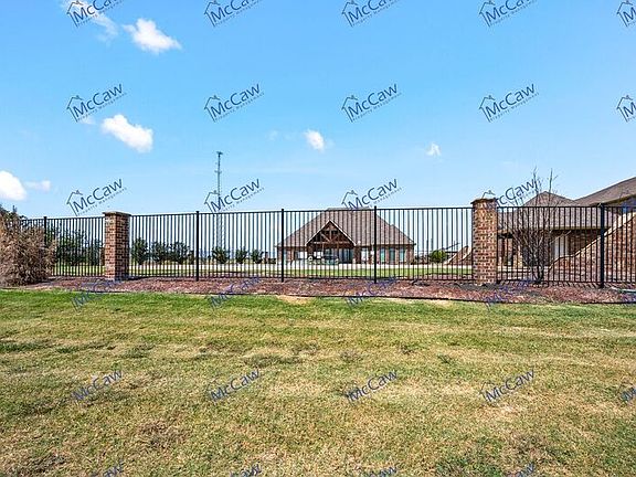 5th image of 301 County Road 207 Unit 1211