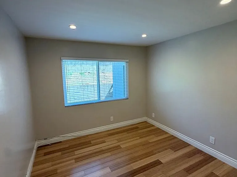 927 Redlen Ave — Photo 39