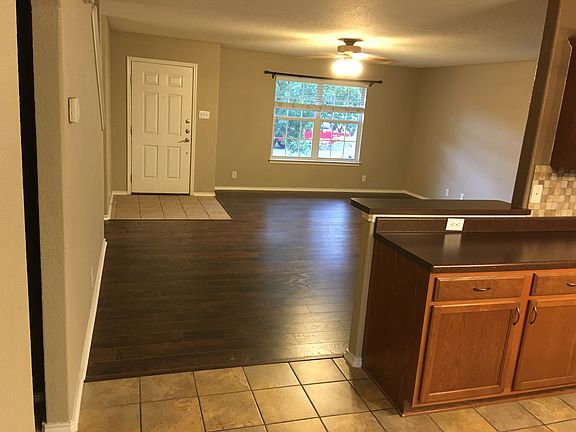 Main Living Rm & Kitchen