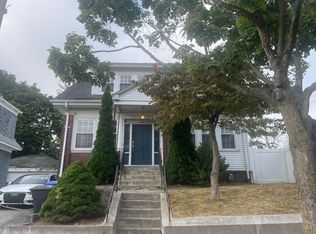 152 Washington Ave, Providence, RI 02905