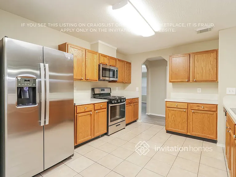 6806 Baron Gate Ct — Photo 7