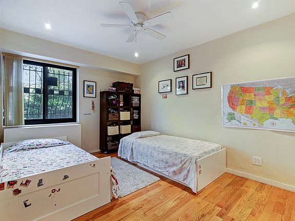 5th image of 100 Congress St APT 105
