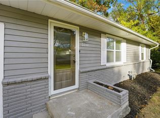 3212 NE Walnut Rd, Kansas City, MO 64117