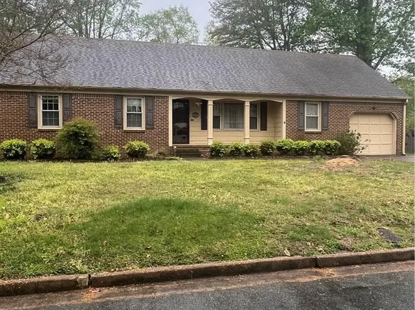 516 Fairfield Dr, Chesapeake, VA 23322