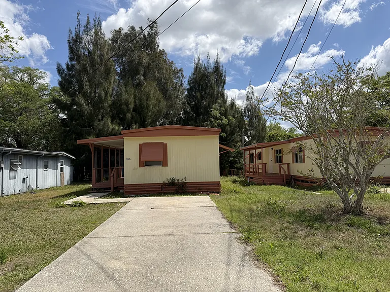 14610 Coral Dr — Photo 32