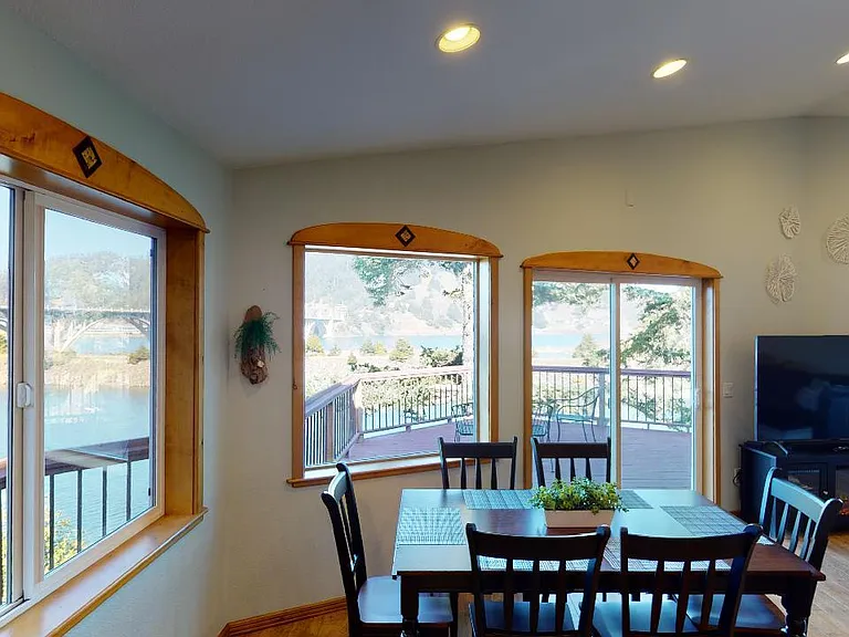 94451 Jerrys Flat Rd — Photo 24