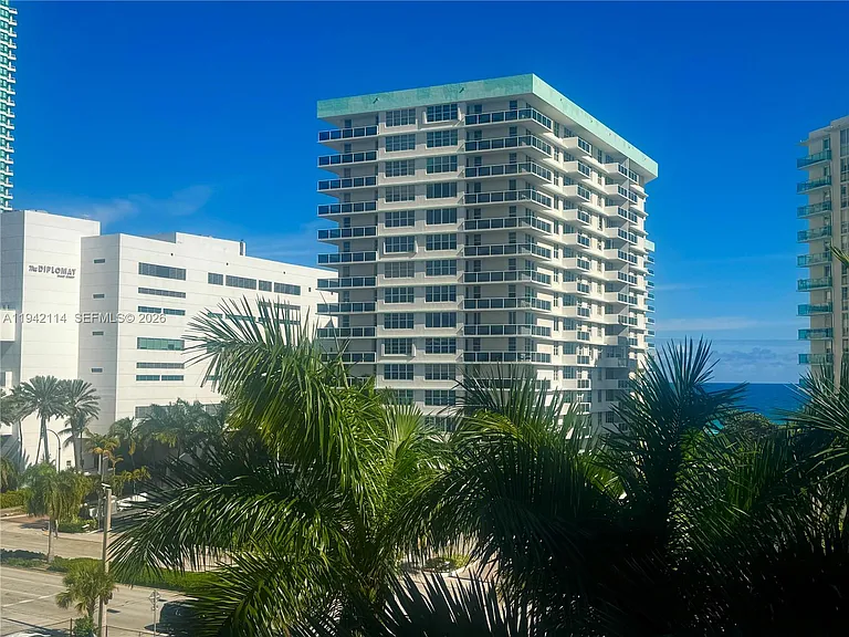 3800 S Ocean Dr #519 — Photo 19