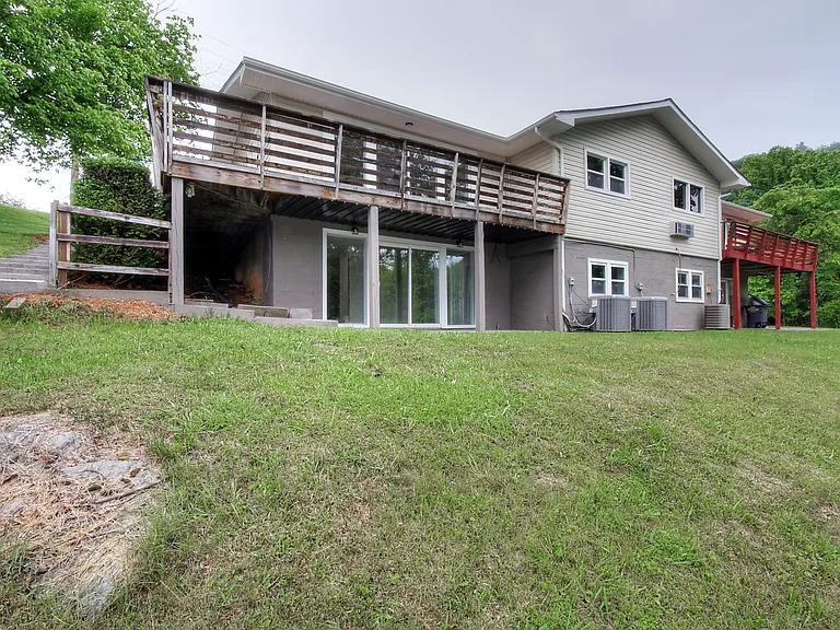 1796 Cooks Valley Rd — Photo 11