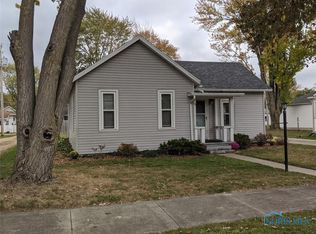 1056 Sheffield Ave, Napoleon, OH 43545