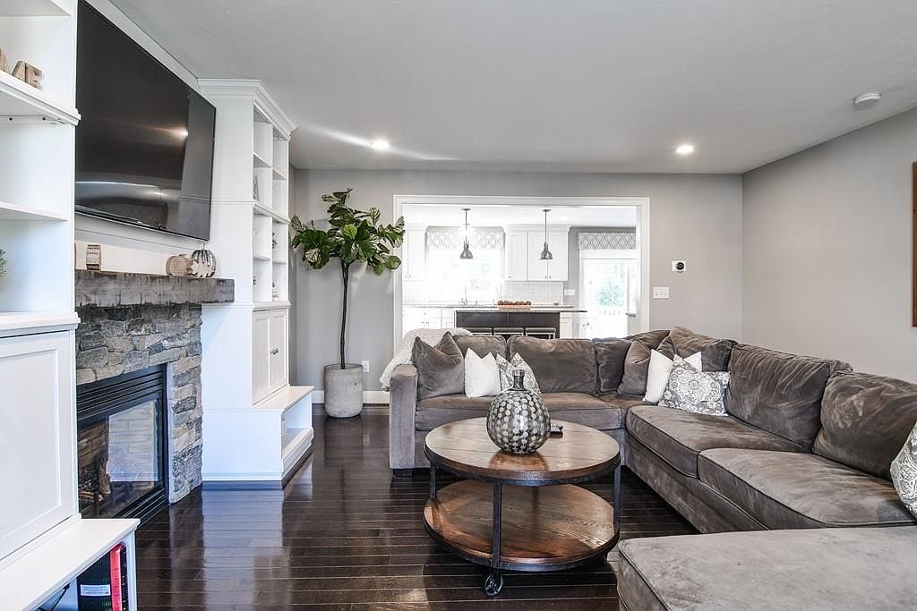 5 Fox Creek Ln, Framingham, MA 01701 Zillow