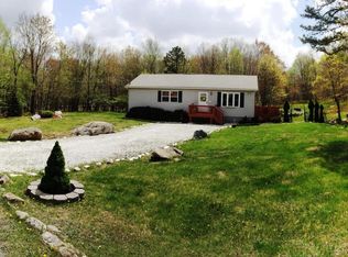 111 Lilac Ln, Blakeslee, PA 18610