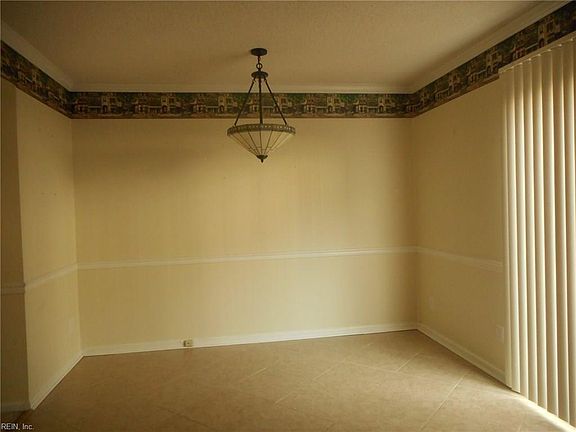 4th image of 115 Kingsbridge Ln