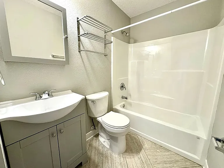 full bathroom