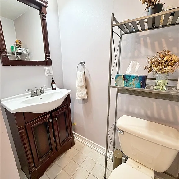84 Webster St #2 — Photo 12