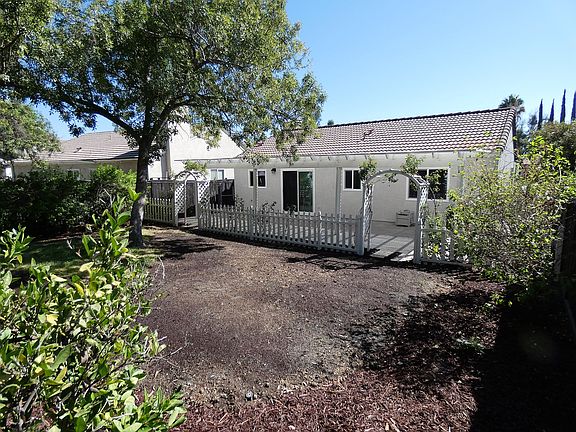 4th image of 39881 Snow Gum Ln