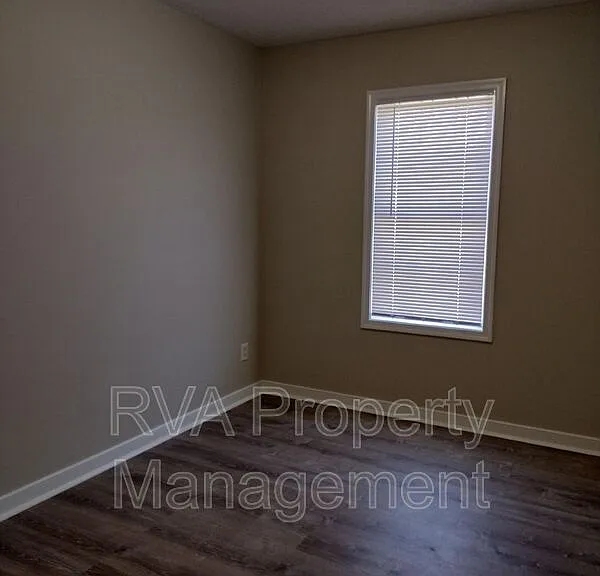 6105 Varina Point Ln — Photo 8