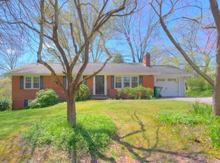 403 Cork Dr, Blacksburg, VA