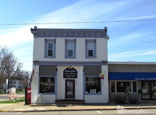 100 Fish St APT 2, Waunakee, WI 53597