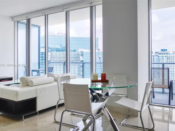 1300 Brickell Bay Dr, Miami, FL