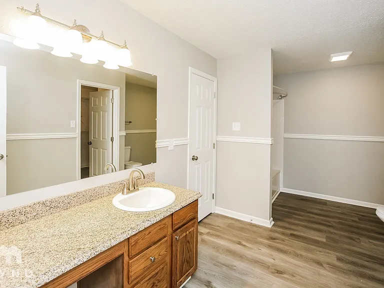 9032 Stones Bluff Ln — Photo 7