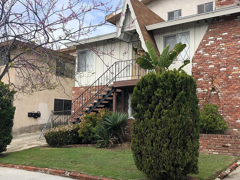 521 Evergreen St #4 — Photo 11