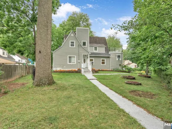 234 Liberty Rd, Teaneck, NJ 07666