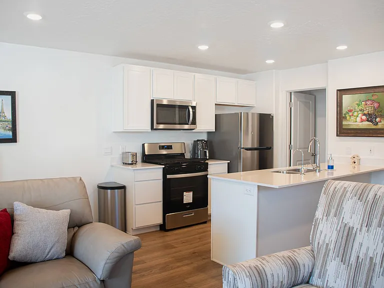 252 N Salty Ln — Photo 3