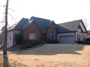 7406 Williams Rd, Flowery Branch, GA 30542