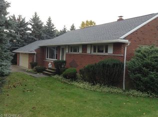 2959 Wallings Rd, Broadview Heights, OH 44147