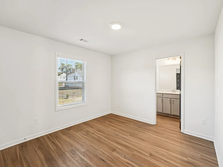 Quinn Residences at Dorchester Place — Photo 233