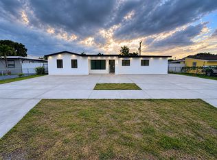 5281 NW 180th Ter, Miami Gardens, FL 33055