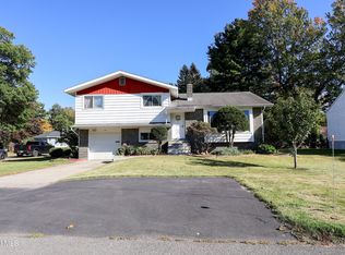 47 Nicholas Drive, Albany, NY 12205