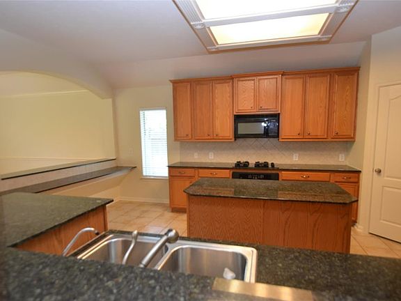 4th image of 21819 Mystic Point Ct