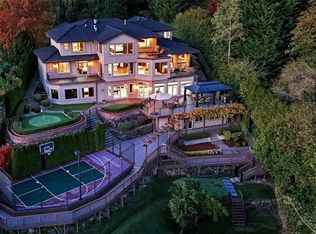 7909 78th Avenue SE, Mercer Island, WA