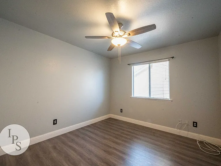 3676 Baron Ave — Photo 14