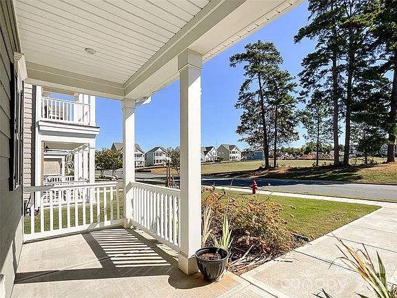 2nd image of 417 Kiser Ln
