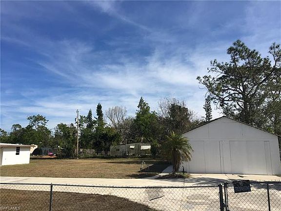 4th image of 8375 Sevigny Dr