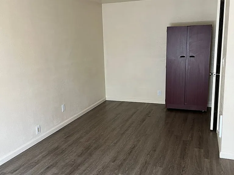 1331 High St — Photo 4