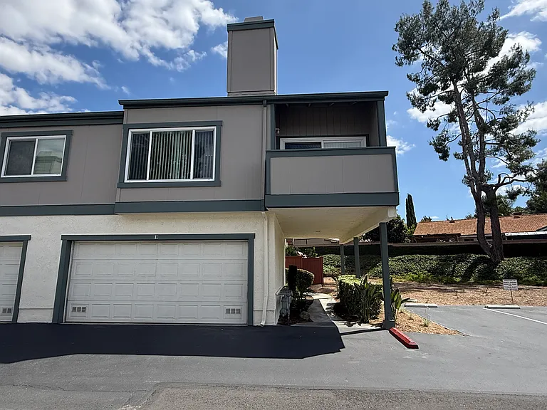 1122 Cleghorn Dr #E — Photo 6