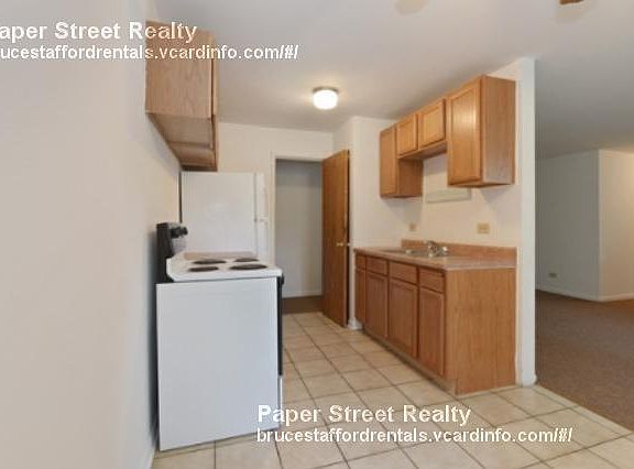 2nd image of 8352 S Ellis Ave APT 205