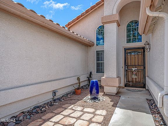 5th image of 2101 N Bitter Cherry Dr