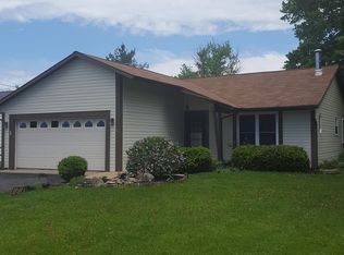 137 Hamilton Ave, Hebron, OH 43025