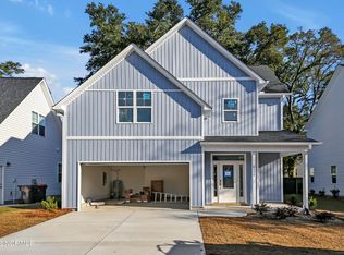 6528 Oak Canopy Dr, Wilmington, NC 28409