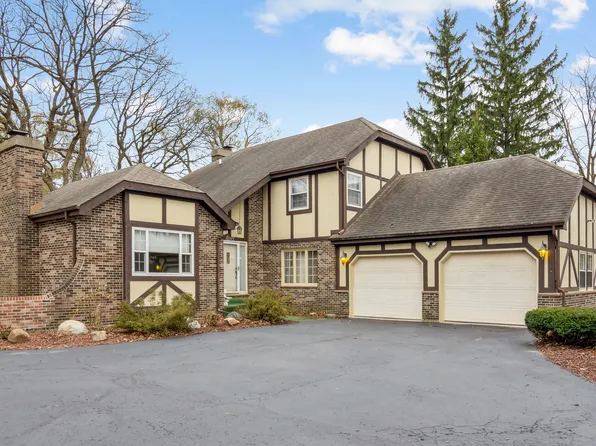 12375 W Ash Ct, Beach Park, IL 60099