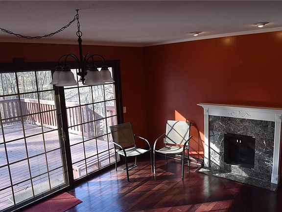 4th image of 251 Windward Dr