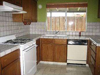 3rd image of 1533 Belinda Dr