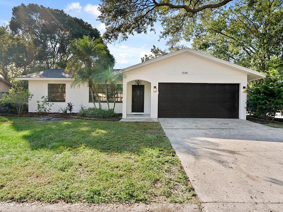 1st image of 1598C Sandalwood Dr