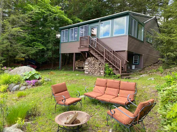 956 Rush Road, Henniker, NH 03242