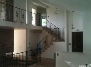 2802 Admiral Dr, Stockton, CA 95209