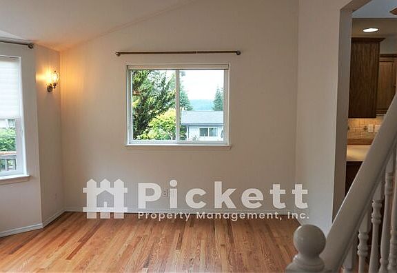 4th image of 26762 Edgewater Blvd NW